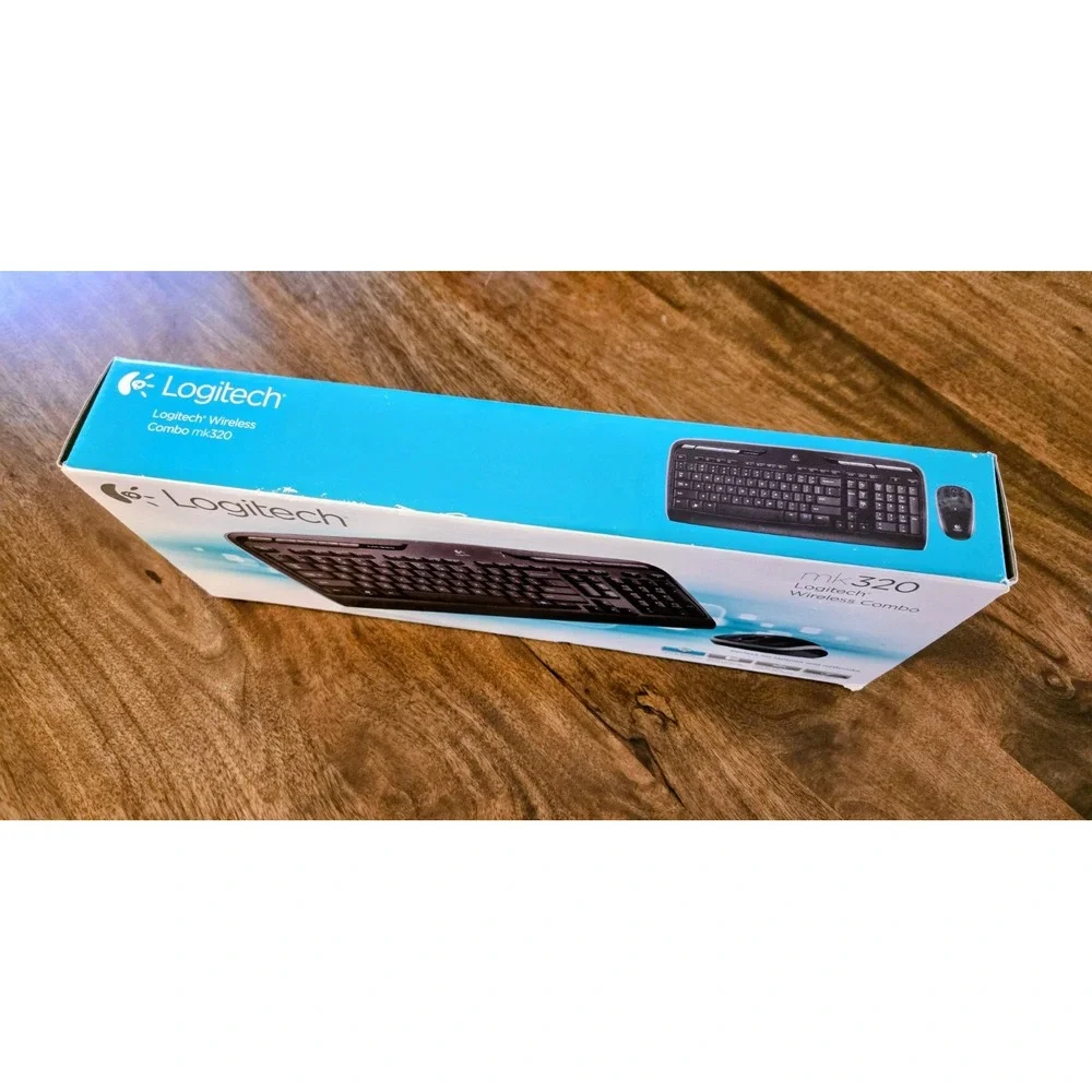 Logitech MK320 (920002836) Wireless Keyboard and Mouse Combo - New In Box